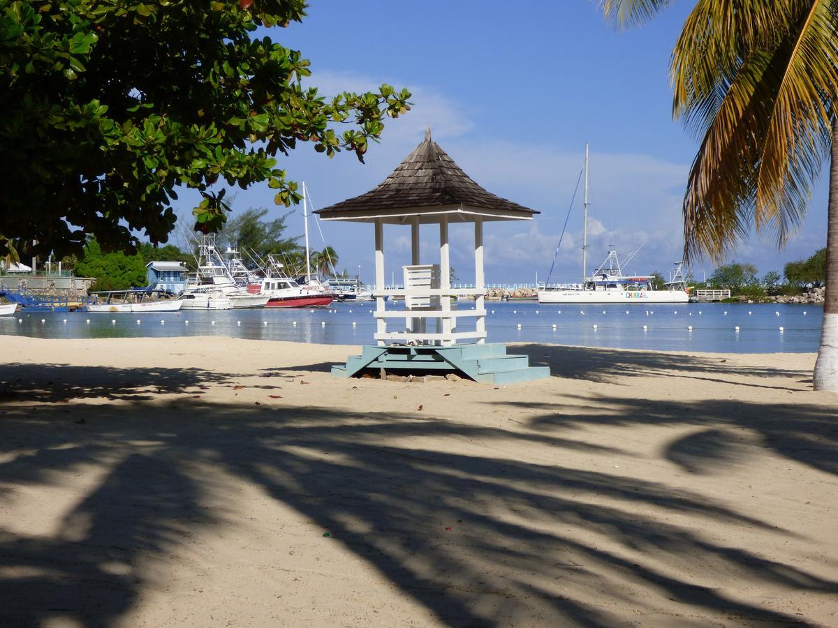 Beach One Bedroom Suite A20 Ocho Rios Kültér fotó